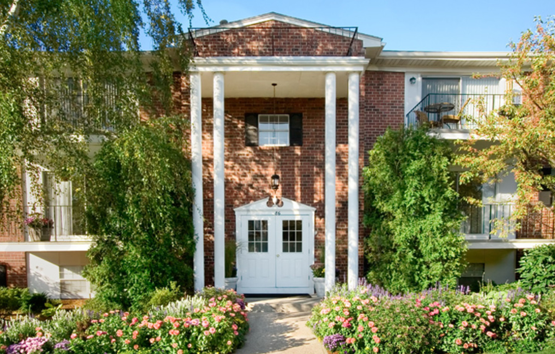 Norwood Gardens Chestnut Hill Realty